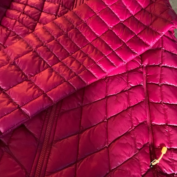 The North Face thermoball jacket - Picture 3 of 3